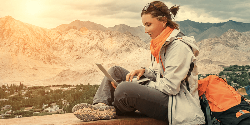 6 Great Remote Jobs If You Love to Travel