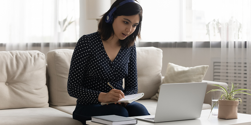 How to Stay Focused During a Video Call