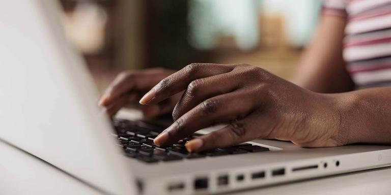 Find Remote Writing Jobs: 10 Companies Hiring
