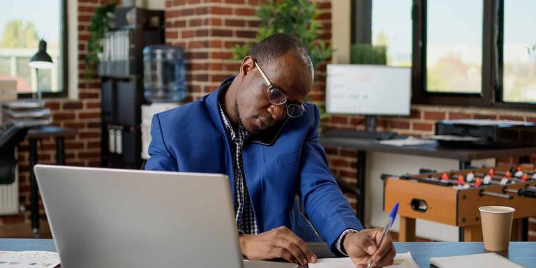Remote Admin Jobs: 10 Companies Hiring
