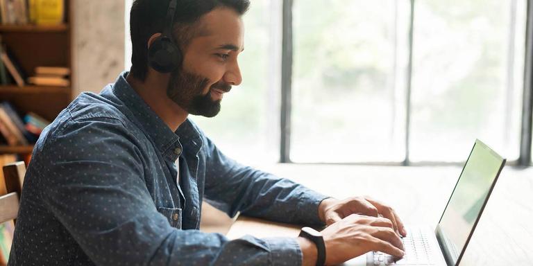 Find Remote Tech Support Jobs: 10 Companies Hiring