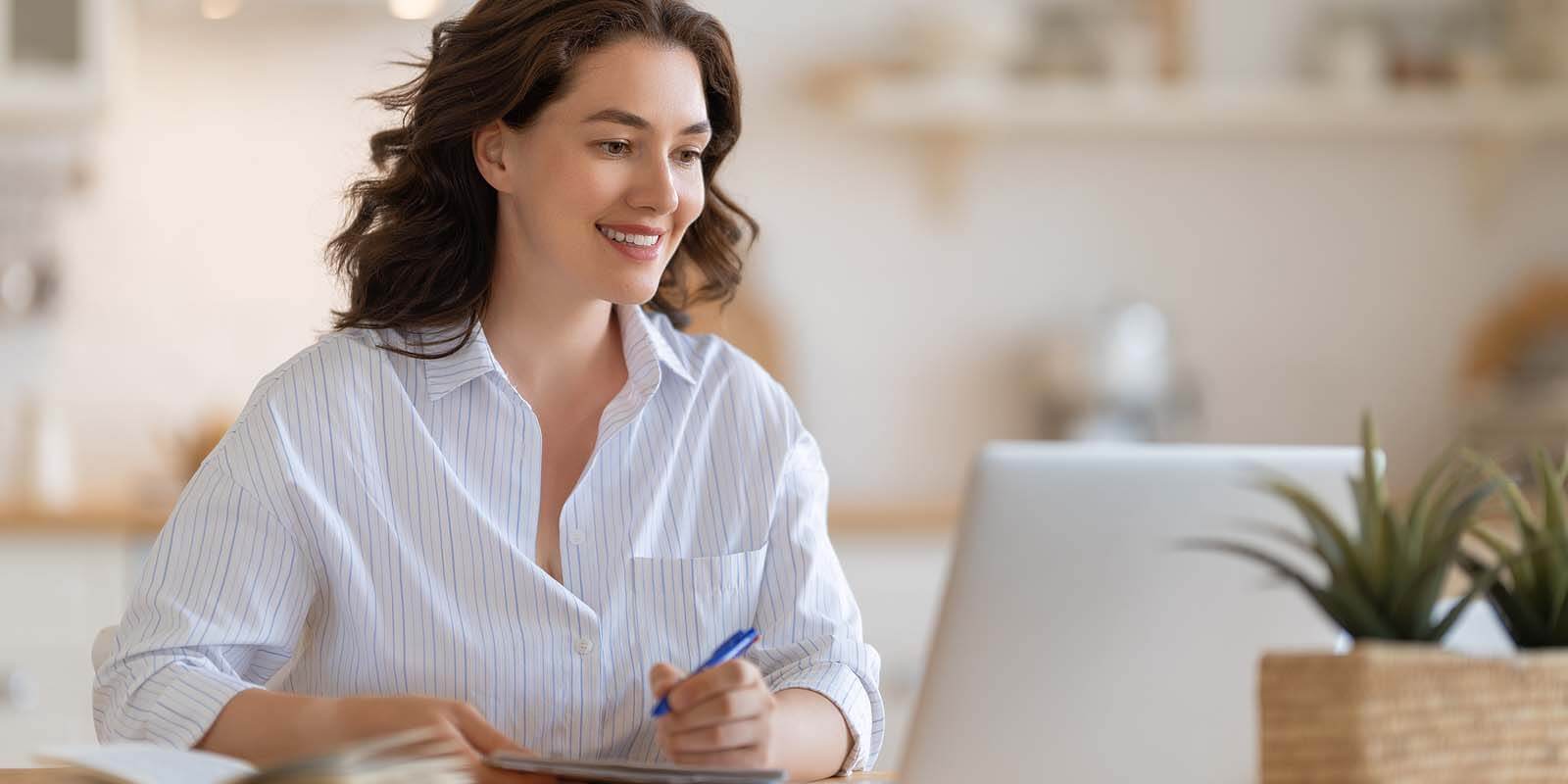 10 Entry-Level Jobs and 25 Companies Hiring