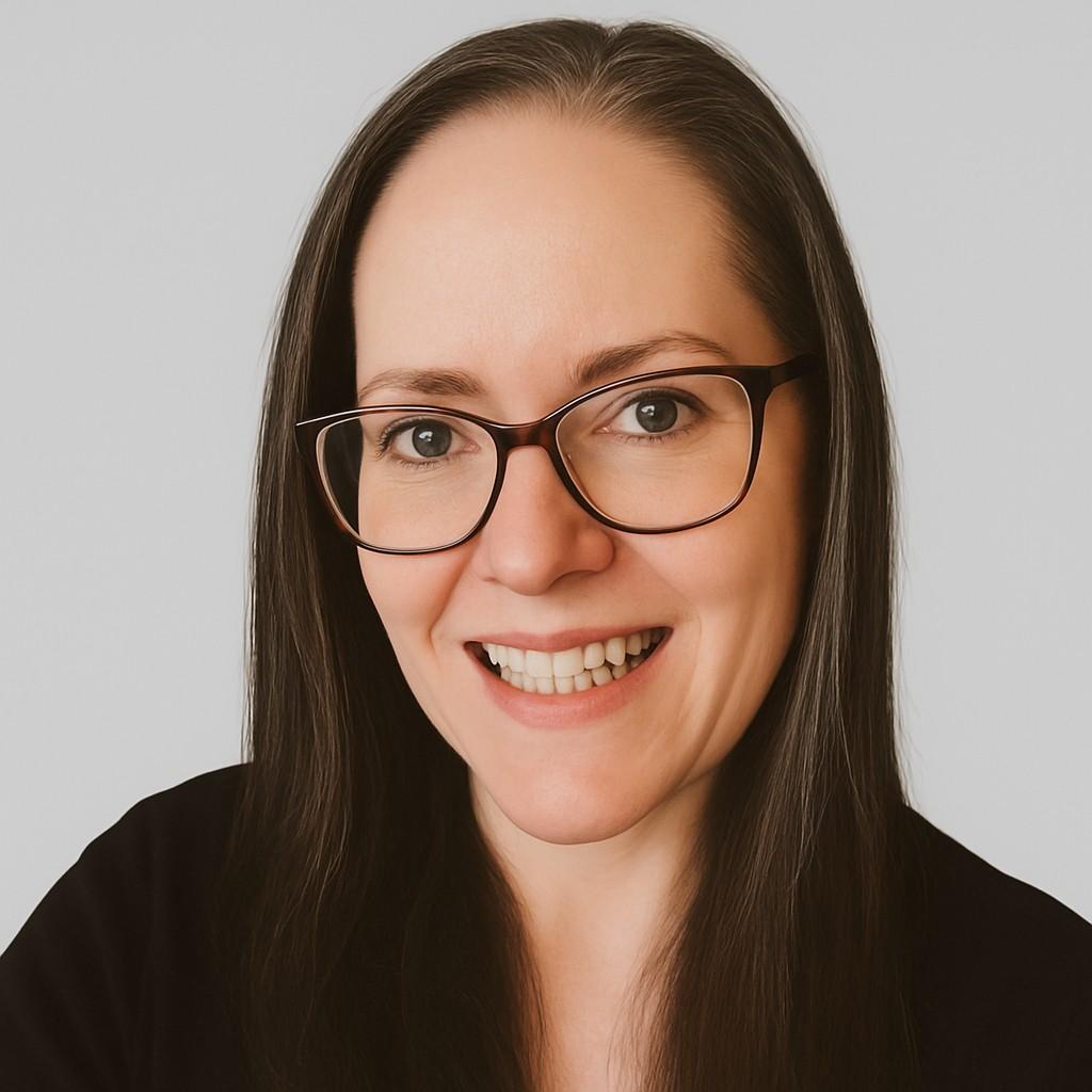 Emily Hastings Image