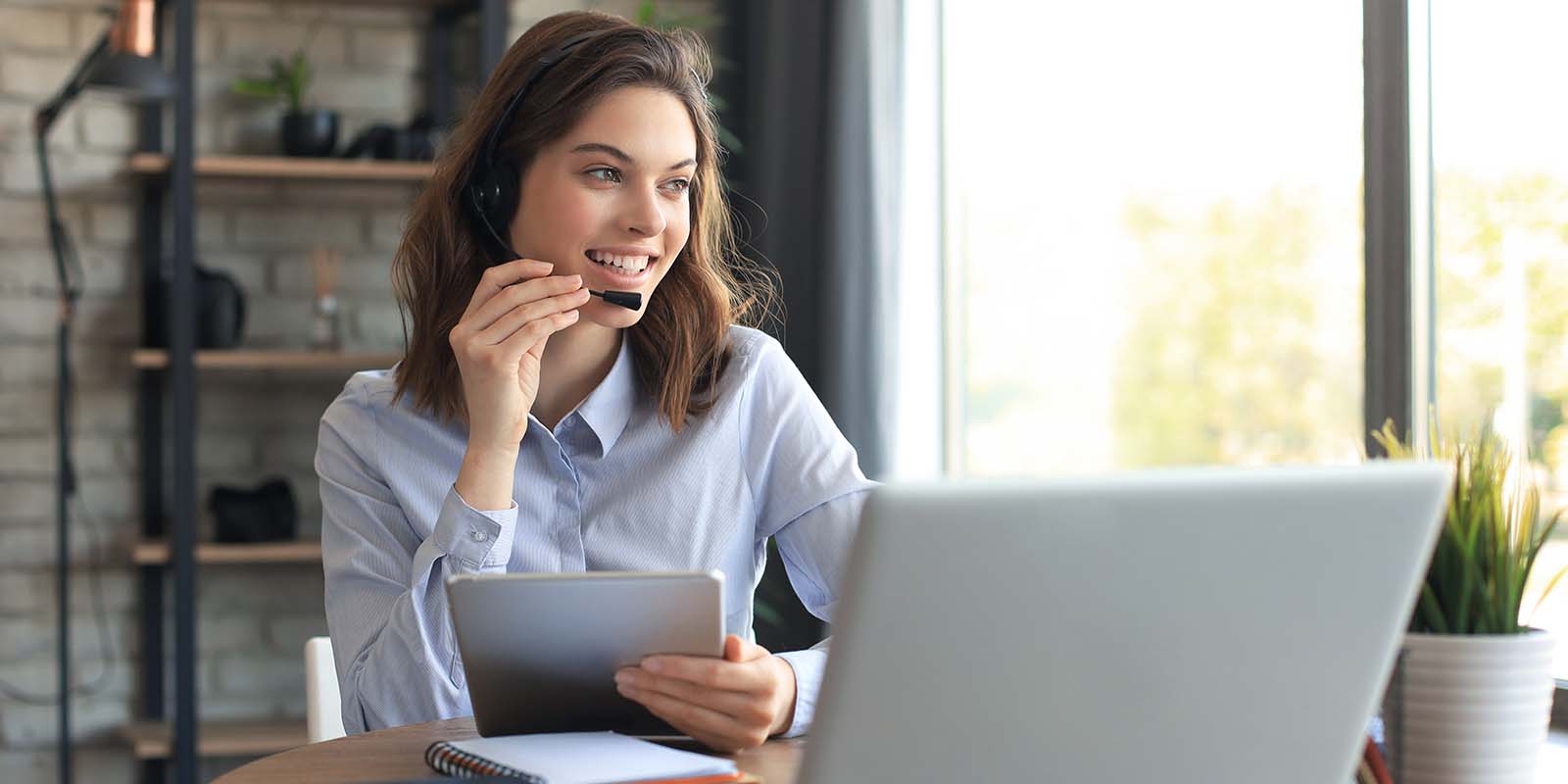 Remote Call Center Jobs: 15 Companies Hiring